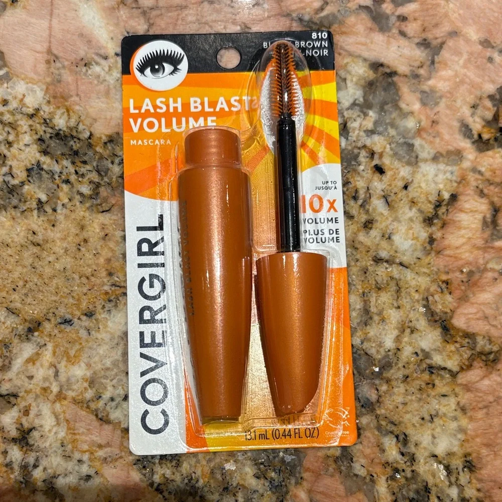 COVERGIRL LashBlast Mascara with Black and White Striped Floral Bag